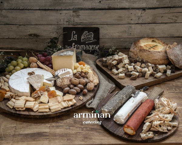 Puesto-quesos-Armiñan-Catering